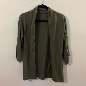 E.L.I cardigan like new